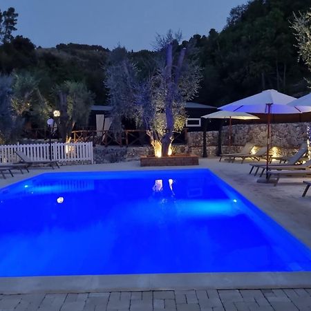Village Valle D'Oro Aparthotel サン・メナイオ エクステリア 写真