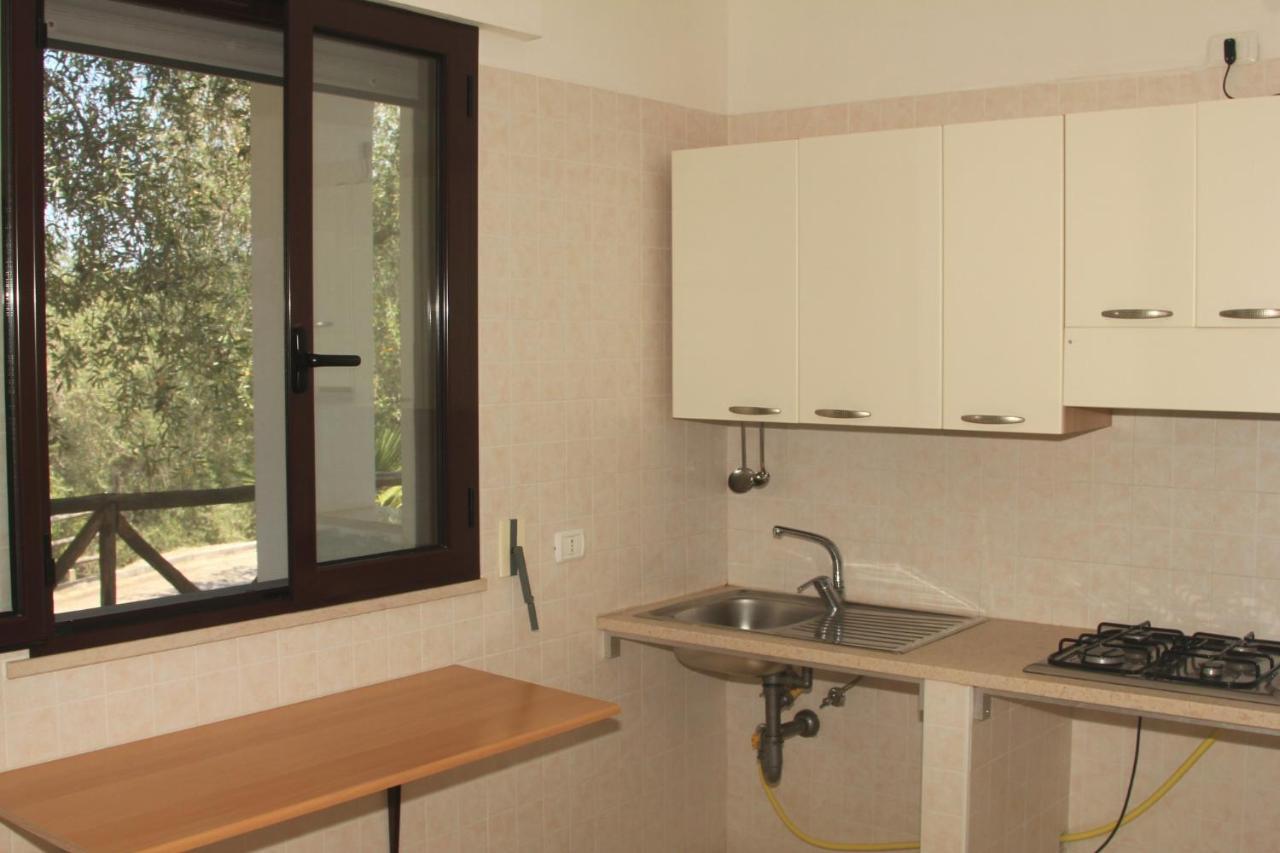 Village Valle D'Oro Aparthotel サン・メナイオ エクステリア 写真