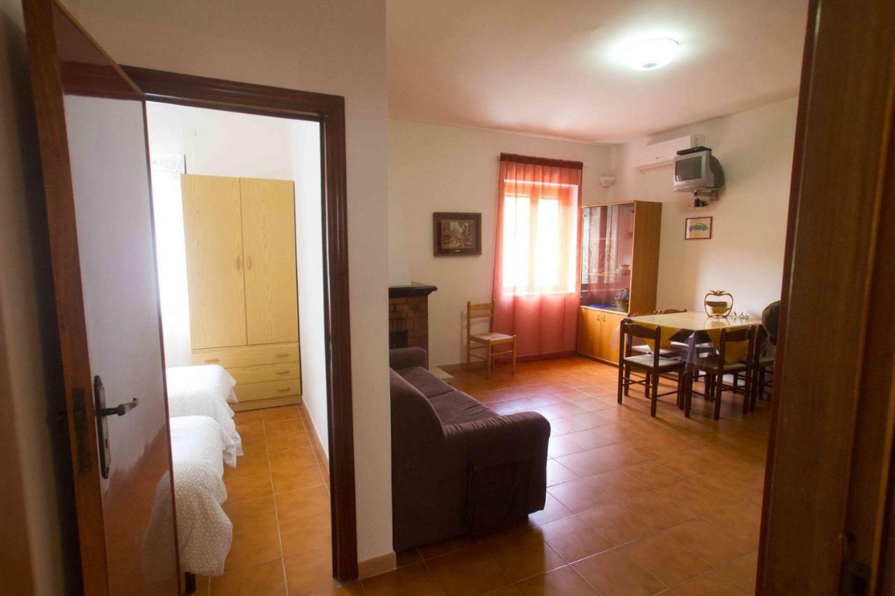 Village Valle D'Oro Aparthotel サン・メナイオ エクステリア 写真